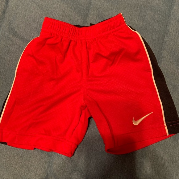 2t Nike/Under Armour shorts lot - Picture 3 of 5